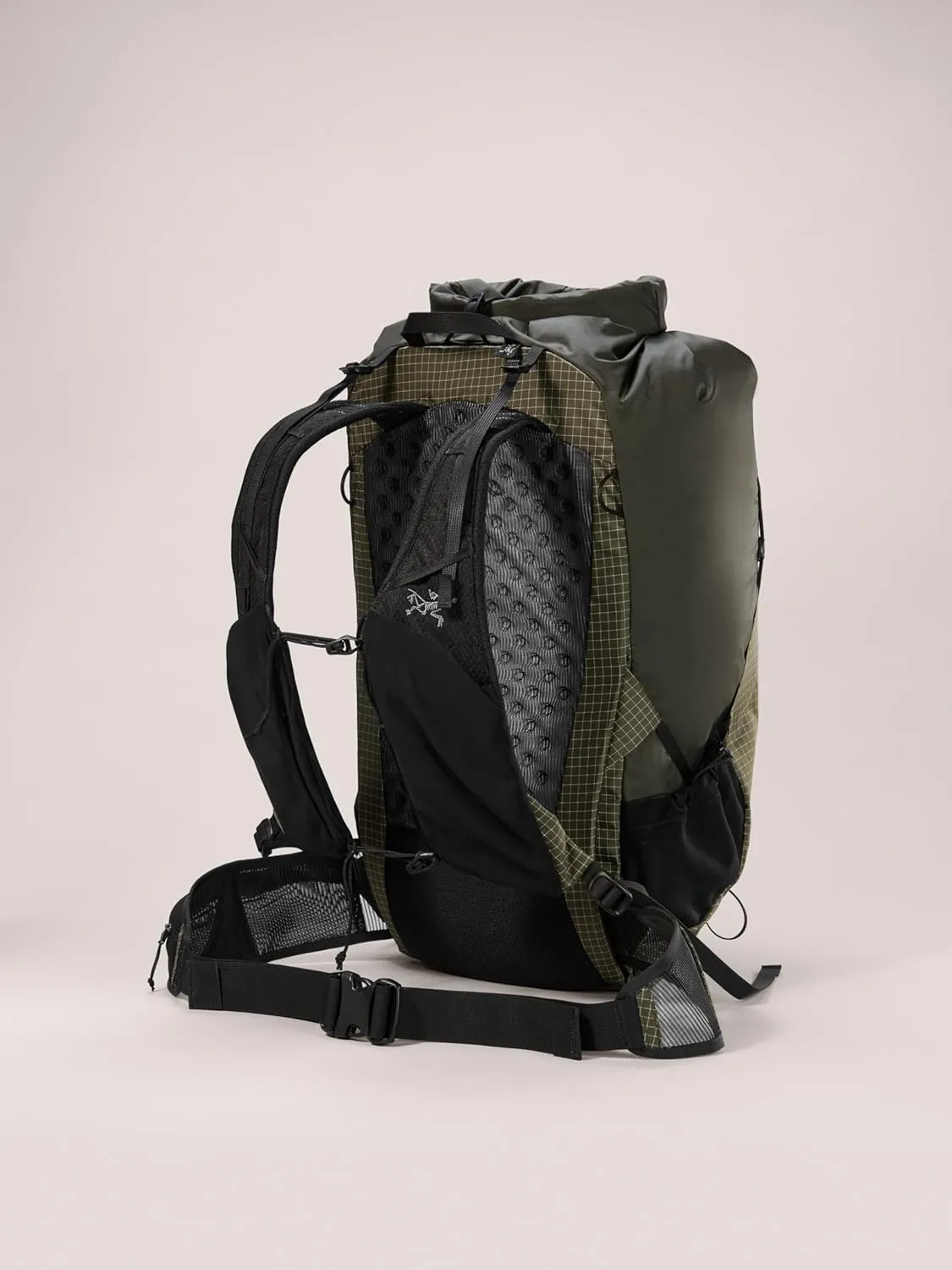 Arc'teryx Aerios 35 Backpack | Precision-Fit Ultralight 35L Hiking Pack - Redesign | Tatsu, Regular