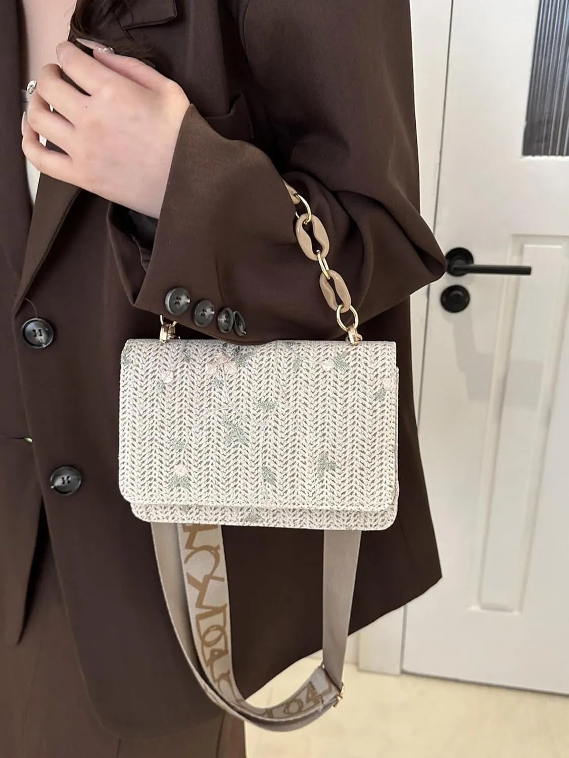 Crossbody Braided Straw Bag Small Embroidery Shoulder Bucket Bag Women Lightweight Hand Clutch