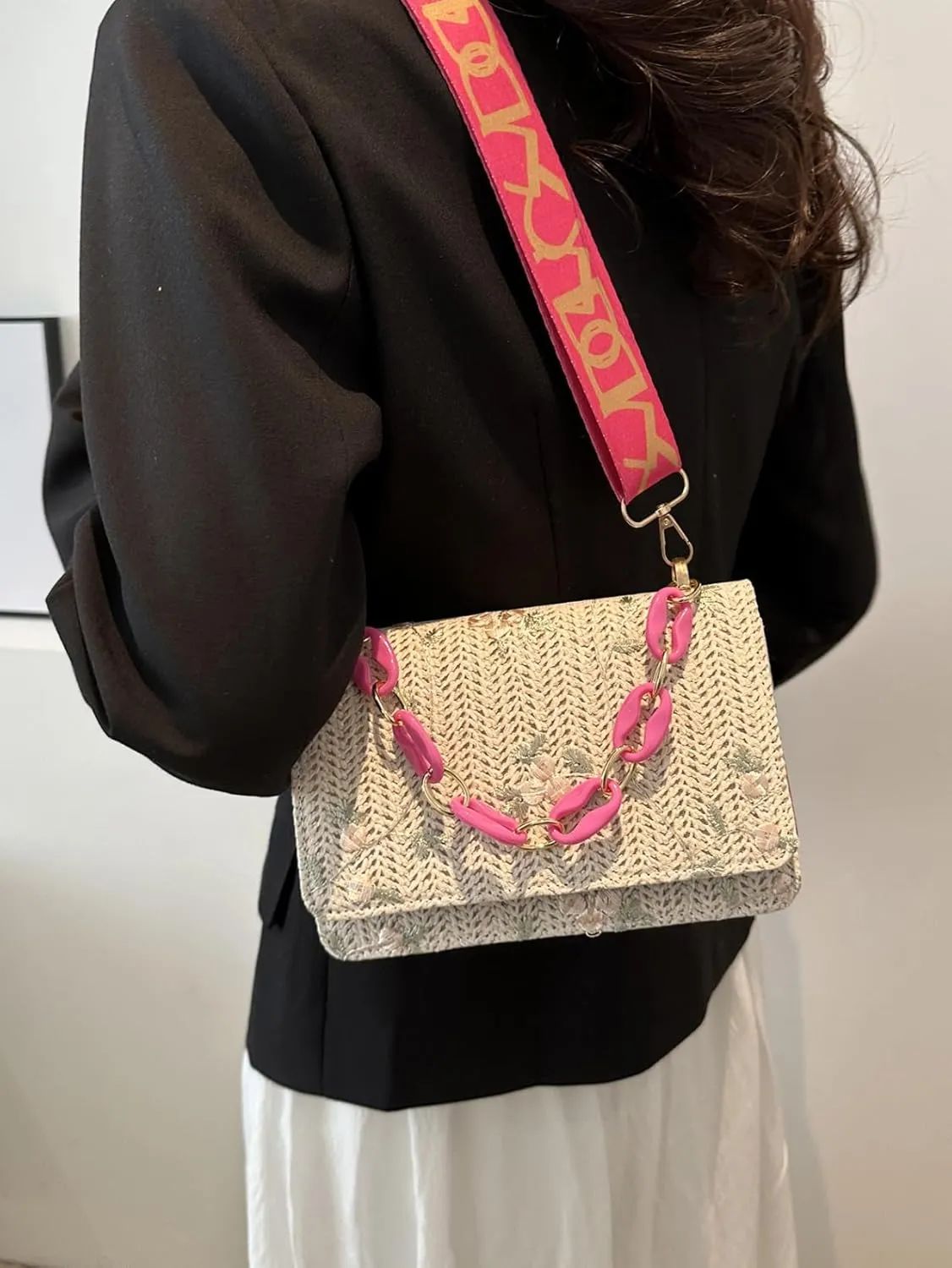 Crossbody Braided Straw Bag Small Embroidery Shoulder Bucket Bag Women Lightweight Hand Clutch