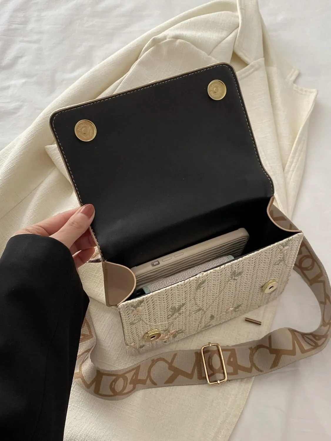 Crossbody Braided Straw Bag Small Embroidery Shoulder Bucket Bag Women Lightweight Hand Clutch