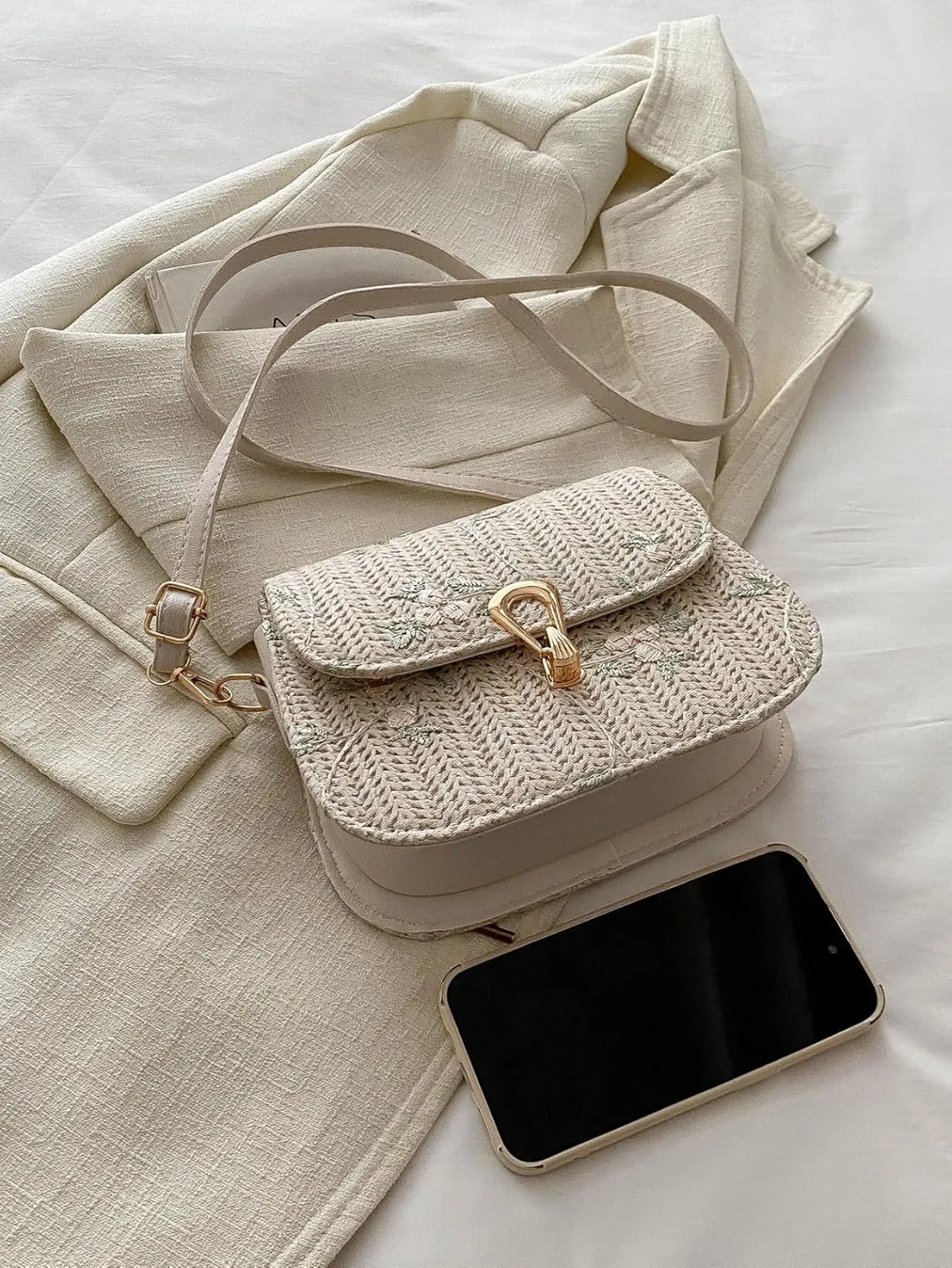 Crossbody Braided Straw Bag Small Embroidery Shoulder Bucket Bag Women Lightweight Hand Clutch