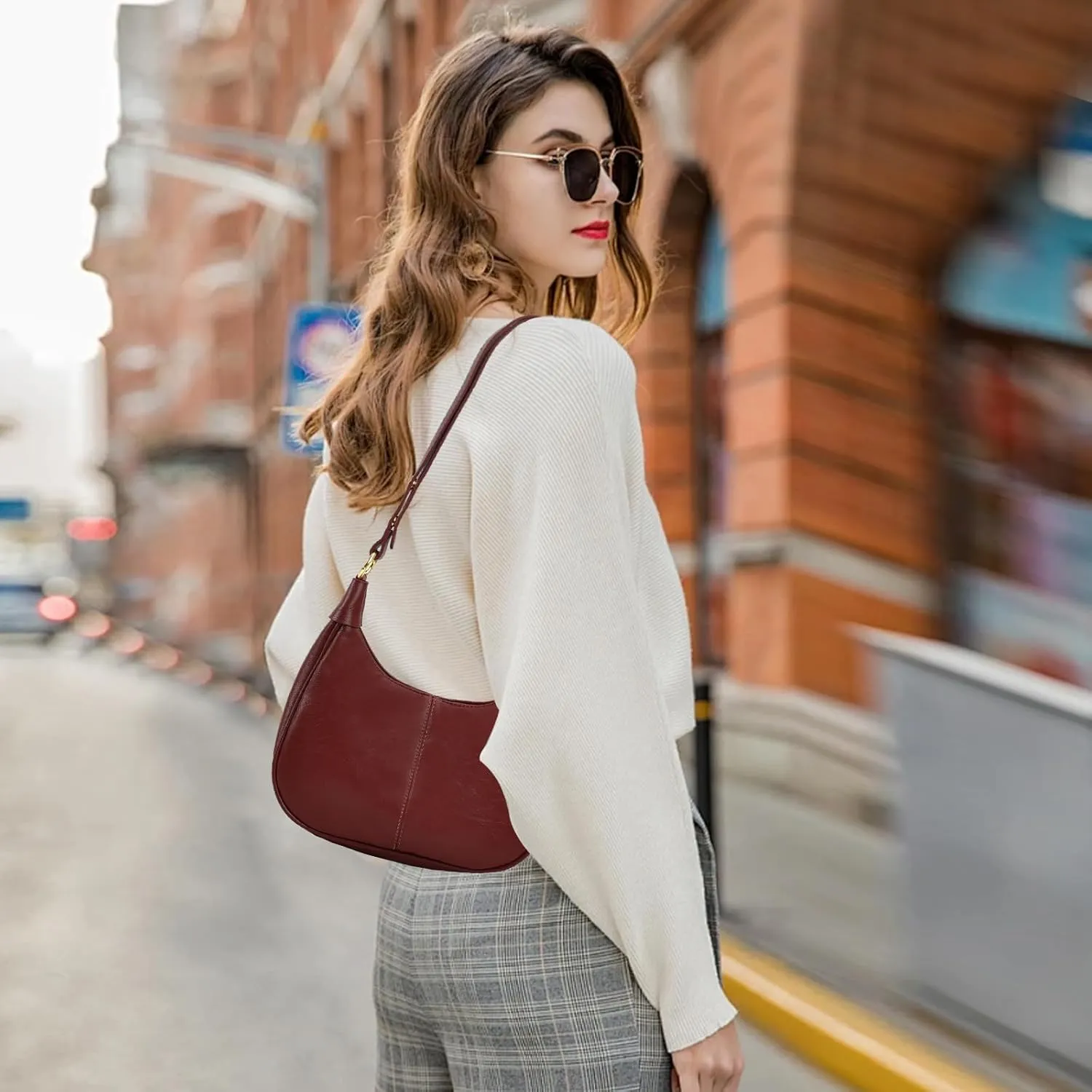 Small Hobo Bags for Women Crescent Shoulder Purse Retro Trendy Crossbody Handbag Fall Bag 2025