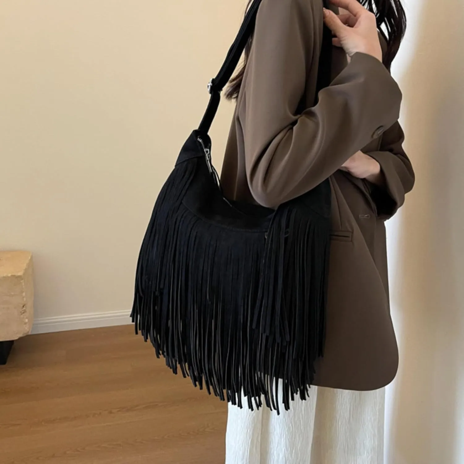 Women Vintage Suede Fringe Hobo Bag Tote Shoulder Bag Crossbody Bag and Hippie Western Cowgirl Purse Shoulder Bag