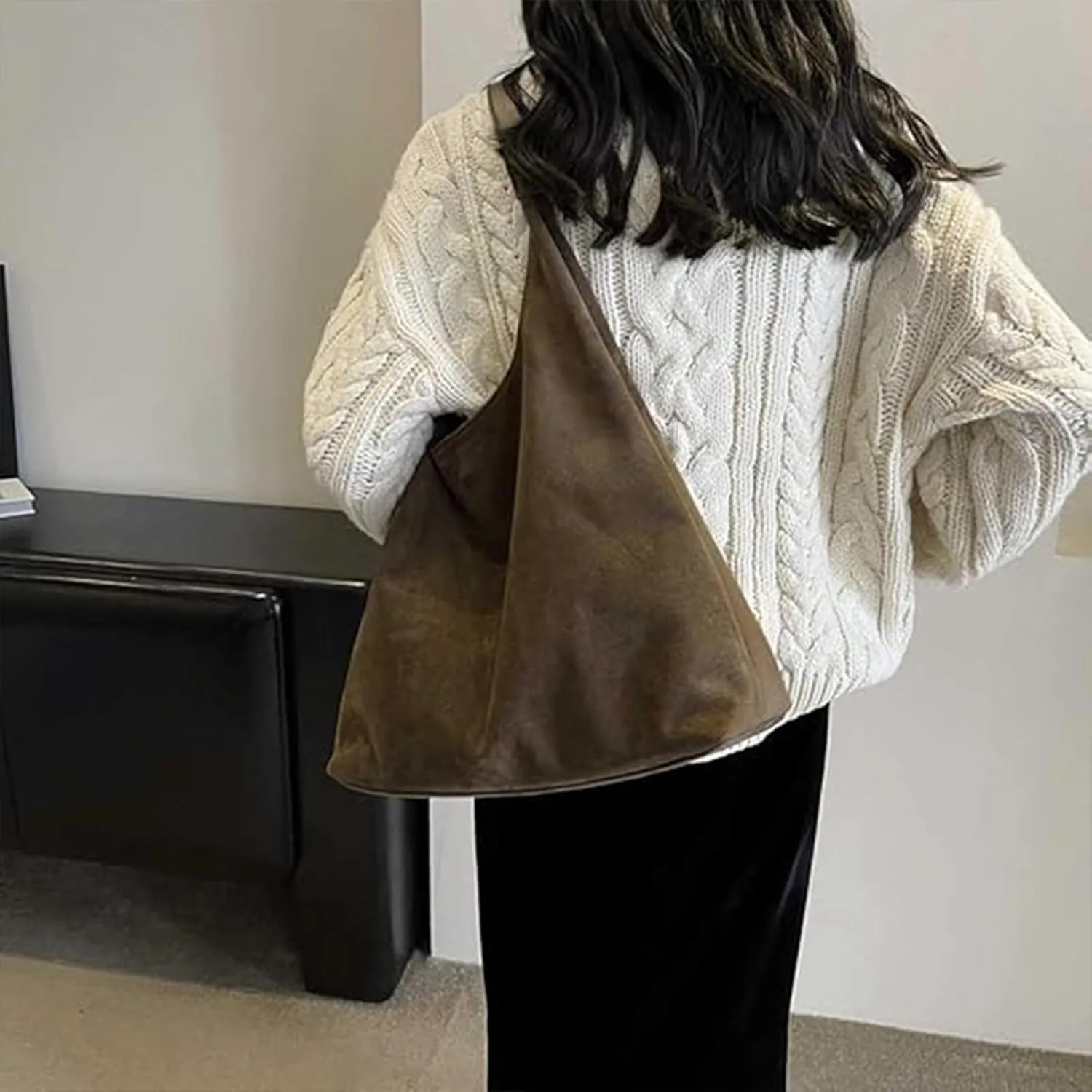Women's Tote Bag for Work & Travel - Large Capacity Office Handbag with Suede Slouchy Design, Versatile Shoulder Bag